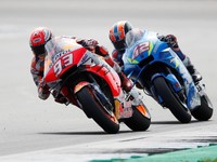 Berita Populer: Bayar Tol Tinggal Tap SIM, Kehebatan Motor MotoGP