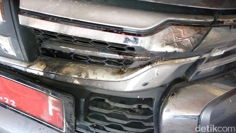 Begini Kondisi Mobil Dinas Bupati Tegal yang Dibakar Orang Misterius Begini Kondisi Mobil Dinas Bupati Tegal yang Dibakar Orang Misterius