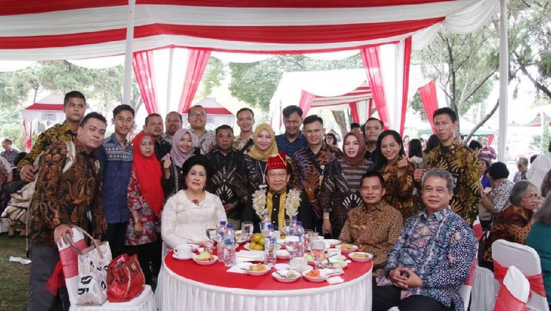 Mangindaan Harap Pimpinan MPR ke Depan Tinggalkan Ego Partai Mangindaan Harap Pimpinan MPR ke Depan Tinggalkan Ego Partai