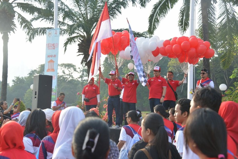 Gelar Jalan Sehat, Cara MPR Galang Kebersamaan Bangsa Gelar Jalan Sehat, Cara MPR Galang Kebersamaan Bangsa