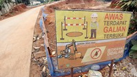Tol Cimanggis-Cibitung dirancang dengan trase sepanjang 26,47 kilometer yang dibagi menjadi 2 seksi. Seksi I sepanjang 3,5 kilometer menghubungkan Cimanggis hingga Transyogie, Kabupaten Bekasi. Sementara seksi II dari Transyogi hingga Cibitung sepanjang 22,8 kilometer. 