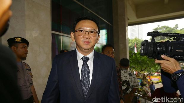 Ahok / 