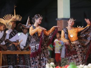 3 Upacara Adat Rote Ndao NTT: Songgo Kamba, Beeula, Tuturan Sasaok