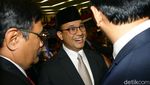 Momen Anies-Ahok-Djarot Saling Sapa di Pelantikan DPRD DKI