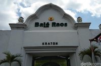 Tampak depan Bale Raos (Tasya/detikcom)
