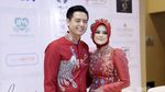 Kecupan Roger Danuarta di Kening Cut Meyriska