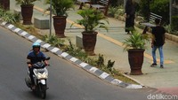 Kemendagri tak menghambat wacana pembentukan Jakarta Tenggara. Namun dengan biaya yang tinggi, Kemendagri meminta pemerintah daerah lebih bijak lagi.