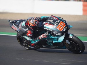Dovizioso Kecelakaan, Quartararo Salahkan Rins