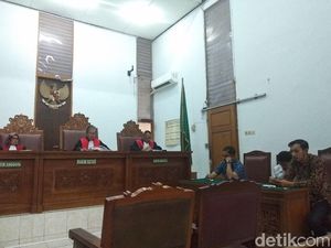 PN Jaksel Kabulkan Gugatan Mulan Jameela Cs