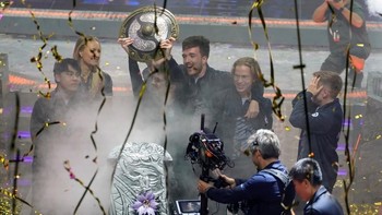 Akankah OG berhasil mempertahankan gelar jawaranya tahun depan? Kita tunggu saja, gelaran TI10 bakal berlangsung tahun depan di Stockholm, Swedia. Foto: Reuters