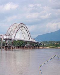 Terpanjang Ketiga RI, Ini Penampakan Jembatan Tayan Rp 802 M