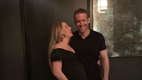 Bukan Ryan Reynolds namanya jika tak usil, baru-baru ini ia mengunggah foto terbaik di ulang tahun Blake Lively. Tentunya terbaik menurutnya bukan sang istri. Foto: Instagram