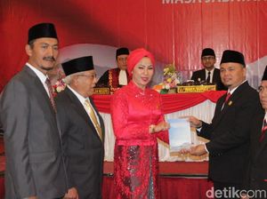 Anggota DPRD Bandung Barat Resmi Dilantik di Hotel Bintang Lima