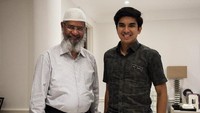 Selain dua dakwaan pencucian uang itu, Syed Saddiq yang berusia 29 tahun ini sebelumnya telah dijerat dakwaan korupsi menyalahgunakan dana sebesar 1,12 juta Ringgit dari bekas partainya, Bersatu. Dia juga menyatakan tidak bersalah atas dakwaan tersebut. Foto: Twitter/@SyedSaddiq.