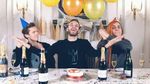 Tembus 100 Juta Subscriber, Ini Serunya PewDiePie Saat Makan Pizza