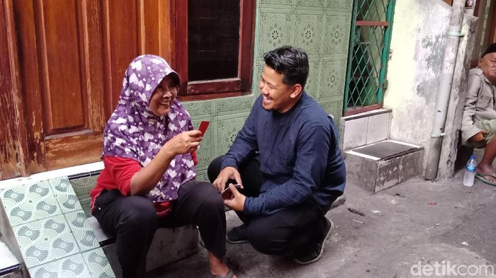 Usai Dilantik Jadi Anggota DPRD DKI, Kader PSI Blusukan Sapa Warga