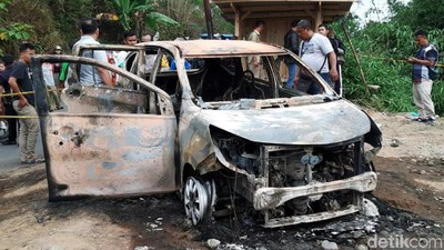 Begini Kondisi Mobil Berisi Dua Mayat yang Terbakar di Sukabumi