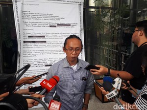 Koalisi Antikorupsi Kirim Surat Raksasa ke KPK