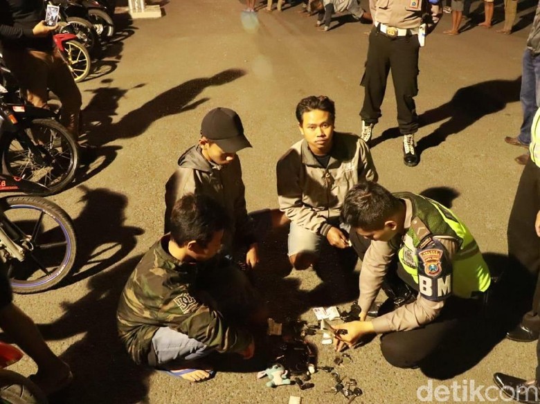 Razia Balap Liar di Ponorogo, 49 Motor Diamankan Razia Balap Liar di Ponorogo, 49 Motor Diamankan