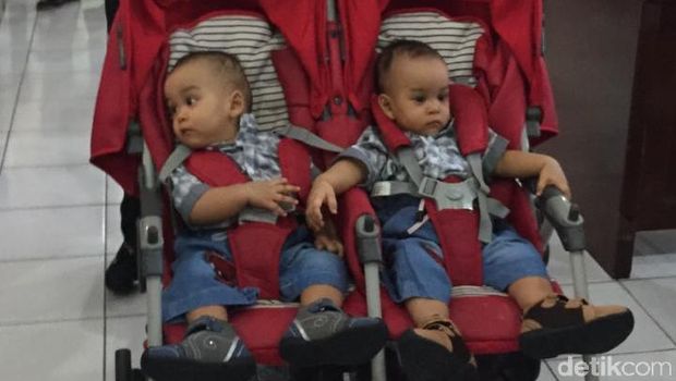 Kembar Siam Adam dan Malik.
