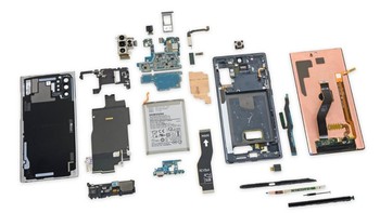 Ketika semua komponen Galaxt Note 10+ 5G dipreteli. Foto: ifixit