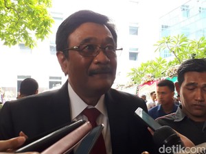 Gibran Tak Perlu Bantuan Jokowi di Solo, Djarot: Seharusnya Begitu