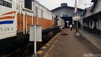 Salah satu jalur kereta peninggalan Belanda yang dibuka ialah Cianjur-Ciranjang. Jalur ini dibuka pada 30 Juli 2019 lalu atau belum genap sebulan. Jalur kereta api Sukabumi-Cianjur-Bandung sejauh 80 km sempat ditutup ditutup di tahun 2001.