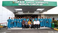 Sebanyak 20 Calon pimpinan (capim) KPK telah tiba di RSPAD Gatot Soebroto untuk menjalani tes kesehatan.