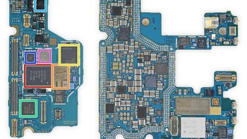 Berbagai transceiver dan pelacak disatukan. Foto: ifixit