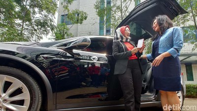 Gandeng Telkomsel, Bluebird Hadirkan Taksi Berbasis IoT