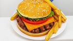 10 Makanan Raksasa Ini Dibuat Oleh Seniman Pahat