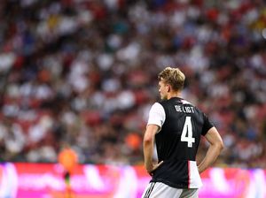 Debutnya Kurang Menjanjikan, De Ligt Dibela