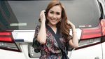 Penampilan Ayu Ting Ting Pakai Kimono, Mirip Siapa?