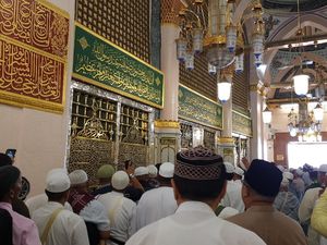Kumpulan Doa dan Tips Umroh: Doa Saat Masuk Masjid Nabawi