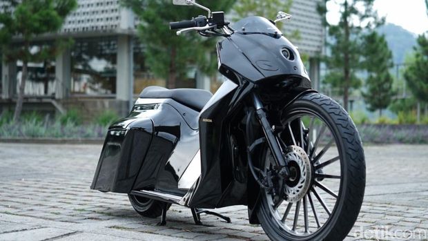 Wah, Honda PCX Dimodif ala Cafe Racer, Bagger dan Adventure