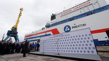 Saat ini, ia telah berlayar dari pelabuhan Murmansk di Arktik menuju wilayah Chukotka sejauh 5.000 kilometer. Foto: Reuters