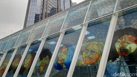 Jakarta Art Week 2019 yang menampilkan hasil karya 10 seniman perempuan ini diprakarsai MRA Media dan Pemprov DKI Jakarta.