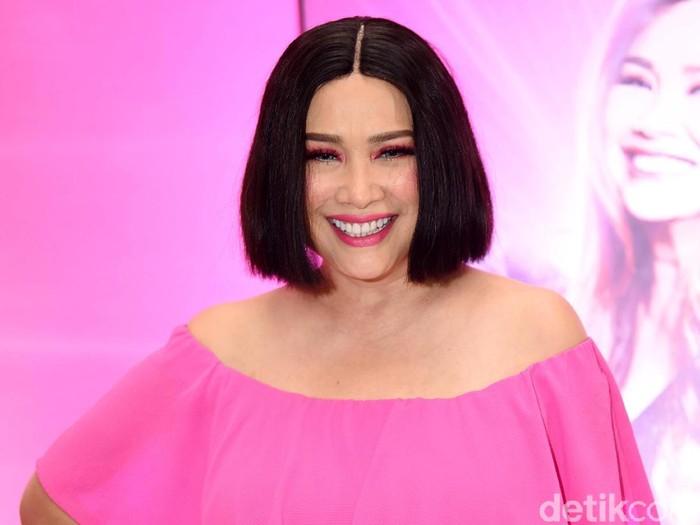 Titi DJ saat ditemui di kawasan Kebon Jeruk.