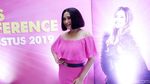 Cerita Bangga Titi DJ saat Stephanie Poetri Jadi Penyanyi Internasional