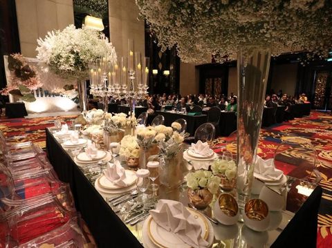 The Trans Luxuruy Hotel Bandung Gelar Kelas Merangkai Bunga 