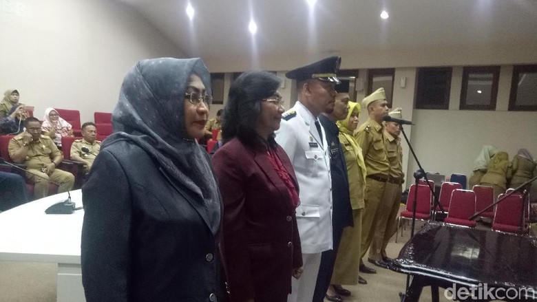 Kadis Diganti, Pelayanan e-KTP Berhenti Kadis Diganti, Pelayanan e-KTP Berhenti