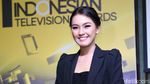 Terpikat Senyum Manis Ana Riana