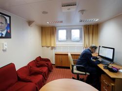 Ada Pembangkit Listrik Nuklir di Kapal Ini