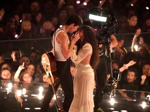 Diwarnai Aksi Intim Camila Cabello-Shawn Mendes, Ini Pemenang MTV VMA 2019