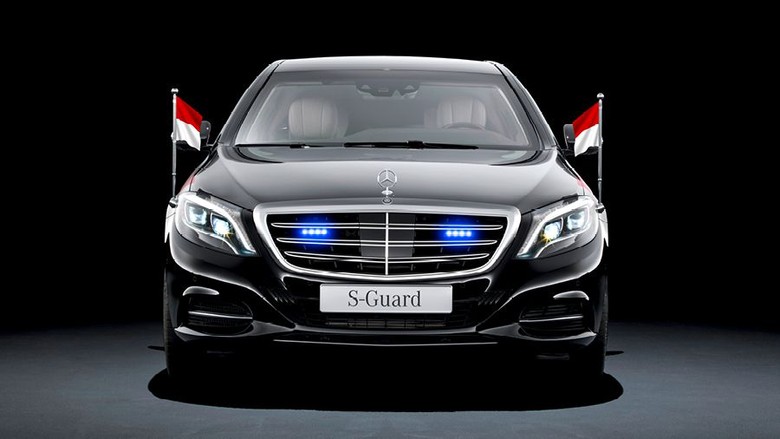 Mercedes-Benz S 600 Guard. Foto: Andhika Akbarayansyah Mercedes-Benz S 600 Guard. Foto: Andhika Akbarayansyah