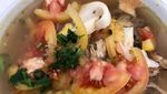 Yuk, Sarapan Bubur Ayam Samarinda yang Unik Berkuah Gurih!