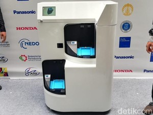 Baterai Swap Motor Listrik Bakal Tersedia di Alfamart