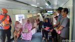 Asyik! Warga Banjar Cicipi Pengobatan Gratis di Rail Clinic