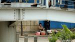 Duh, PKL Mangkal Lagi di Pedestrian Sudirman