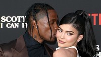Kylie Jenner dan Travis Scott dikabarkan telah berpisah. Keduanya sudah bersama selama dua tahun dan memiliki satu anak yakni, Stormy. Foto: Getty Images
